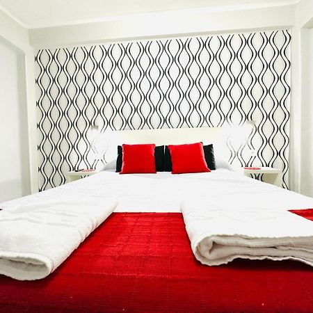 Imperium Apartamentos Centro Parking Gratis Mérida Kültér fotó