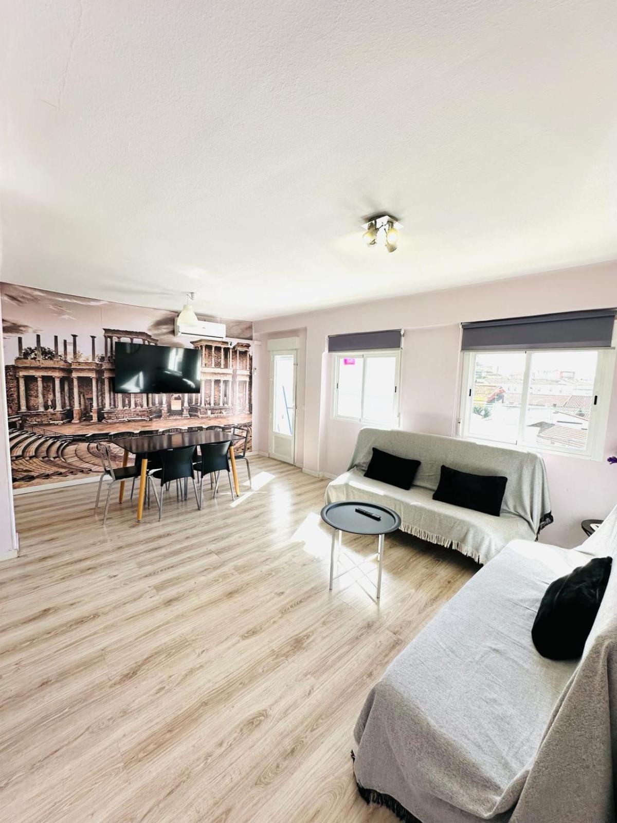 Imperium Apartamentos Centro Parking Gratis Mérida Kültér fotó