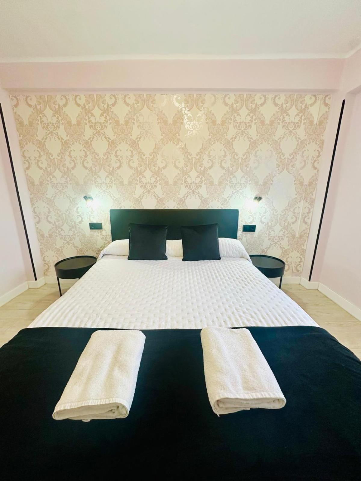 Imperium Apartamentos Centro Parking Gratis Mérida Kültér fotó